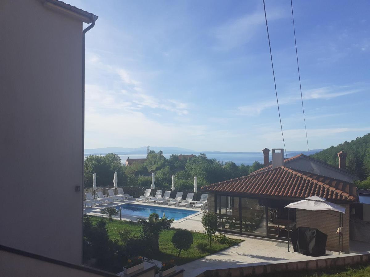 Apartments Ljubas Опатия Экстерьер фото