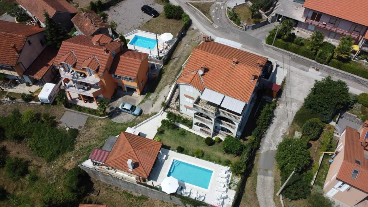 Apartments Ljubas Опатия Экстерьер фото