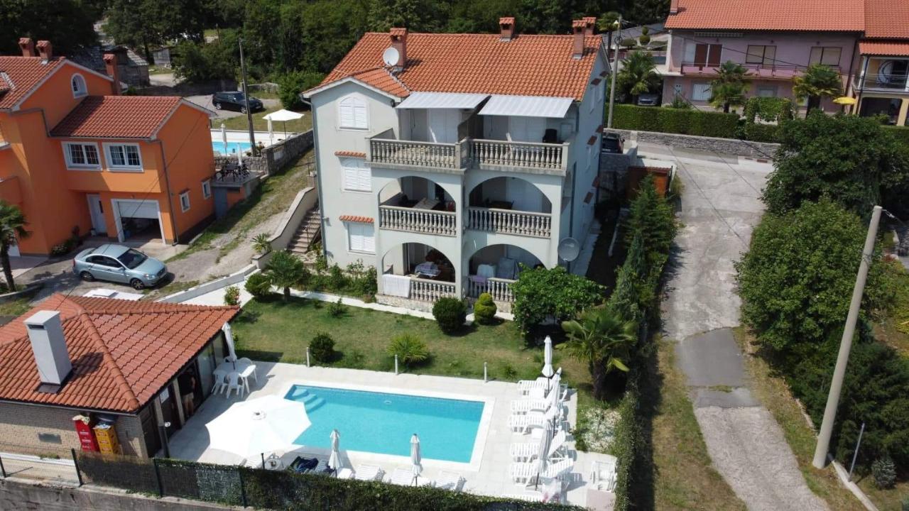 Apartments Ljubas Опатия Экстерьер фото