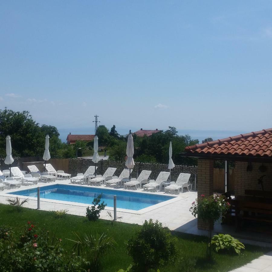 Apartments Ljubas Опатия Экстерьер фото