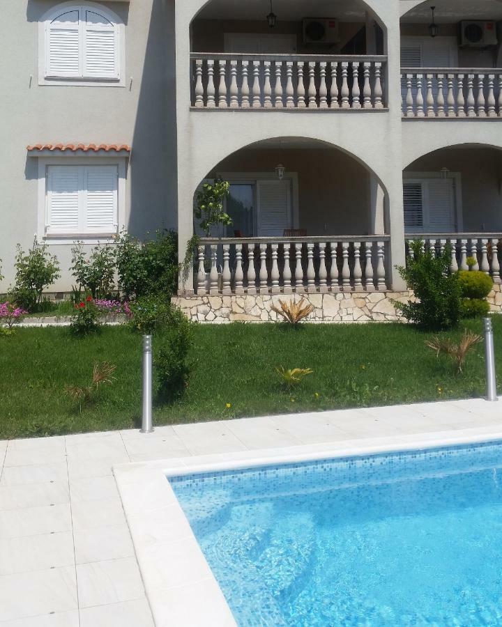 Apartments Ljubas Опатия Экстерьер фото